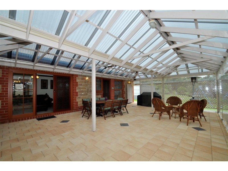 310 Pimpala Road, Woodcroft SA 5162