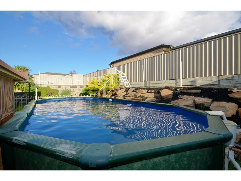 2 Enginehouse Drive, Sheidow Park SA 5158