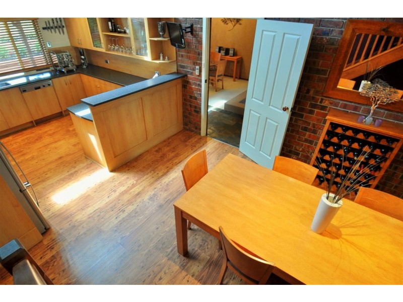 18 Dianne Street, Happy Valley SA 5159