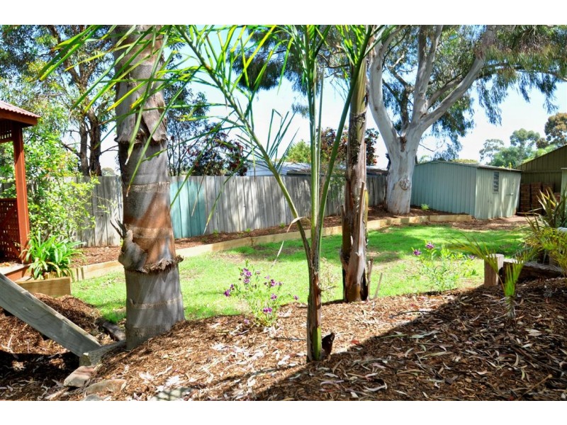 18 Dianne Street, Happy Valley SA 5159