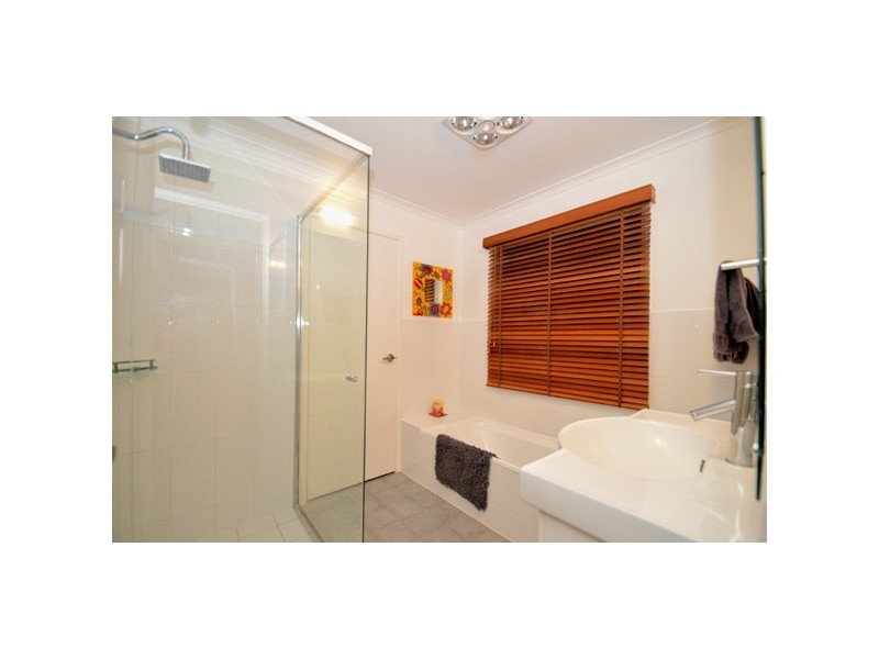 5 Ming Court, Trott Park SA 5158