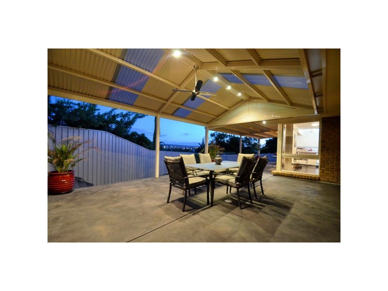 5 Ming Court, Trott Park SA 5158