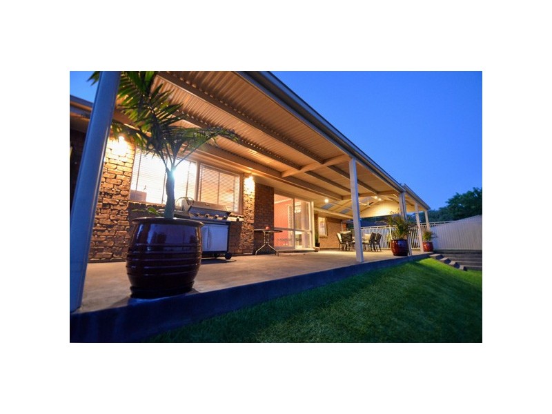5 Ming Court, Trott Park SA 5158