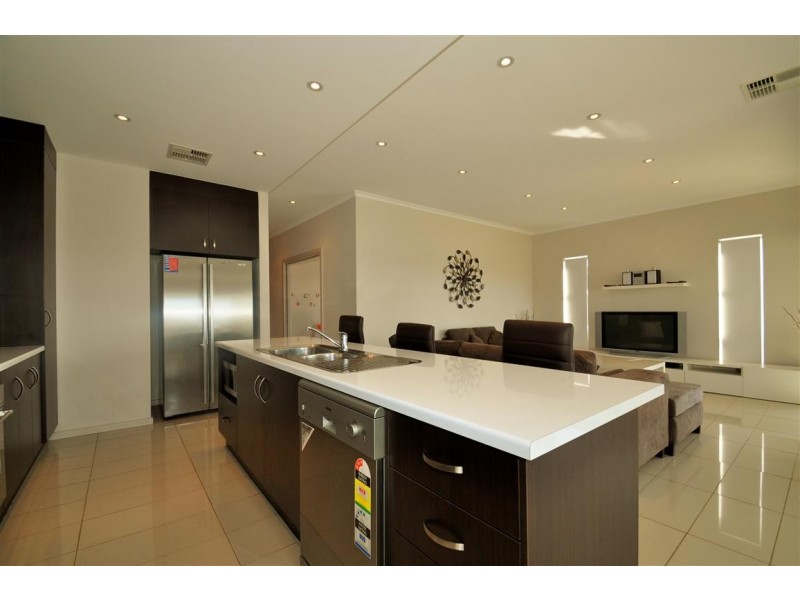 20A Morningside Drive, Woodcroft SA 5162