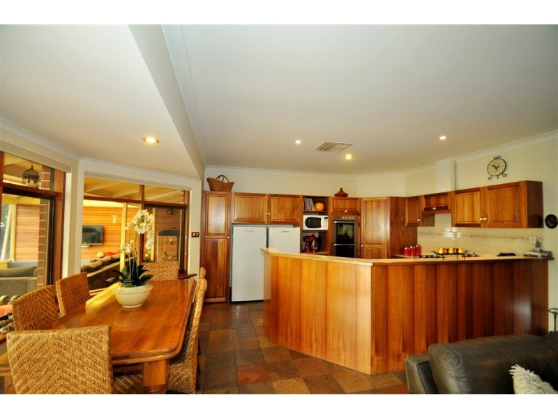 21 Light Road, Coromandel Valley SA 5051