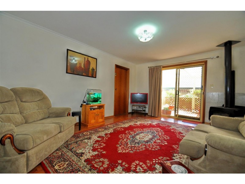 12 Rosina Street, Woodcroft SA 5162