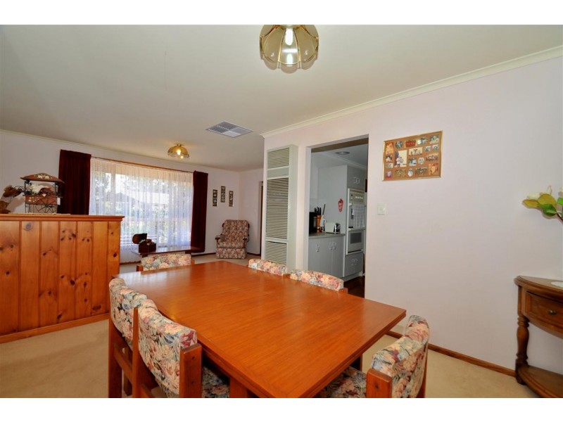 12 Rosina Street, Woodcroft SA 5162