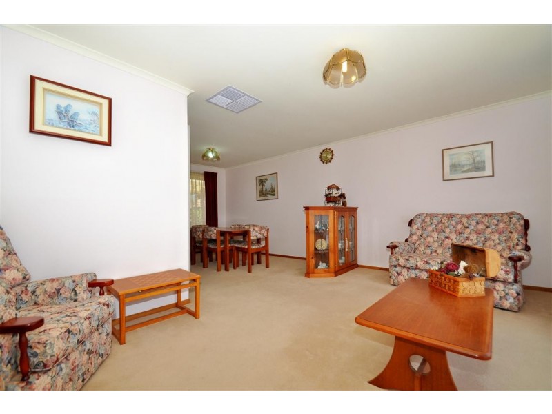 12 Rosina Street, Woodcroft SA 5162