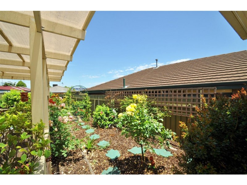 12 Rosina Street, Woodcroft SA 5162