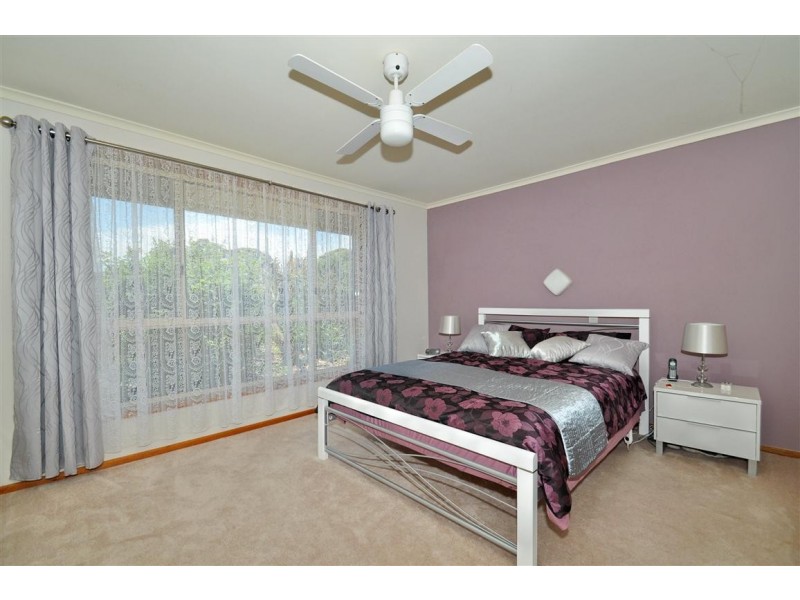 12 Rosina Street, Woodcroft SA 5162