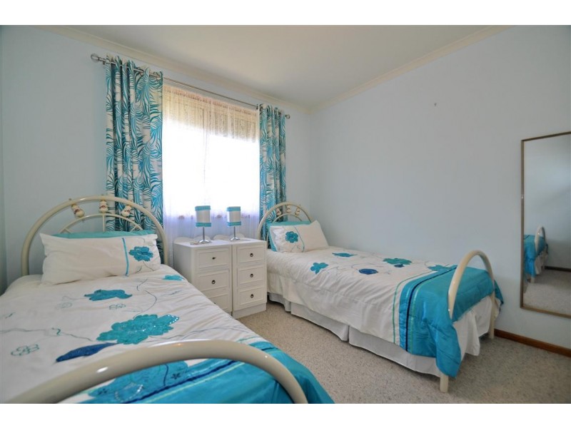 12 Rosina Street, Woodcroft SA 5162