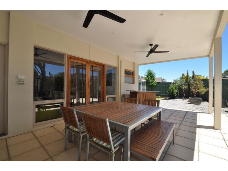 209a Black Road, Flagstaff Hill SA 5159