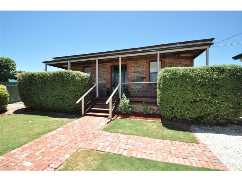 209a Black Road, Flagstaff Hill SA 5159