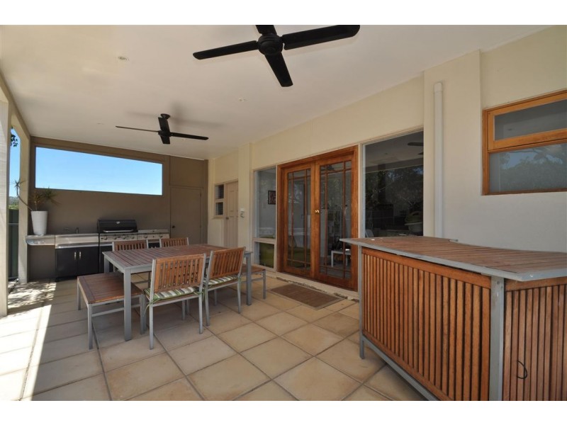 209a Black Road, Flagstaff Hill SA 5159