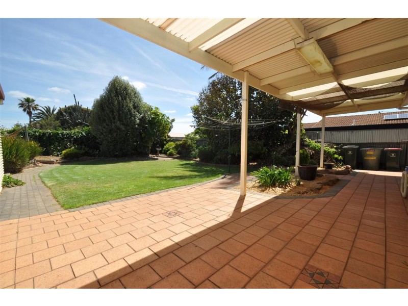 25 Albany Avenue, Port Noarlunga South SA 5167