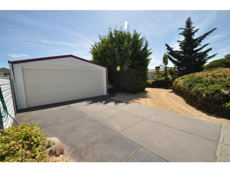 25 Albany Avenue, Port Noarlunga South SA 5167