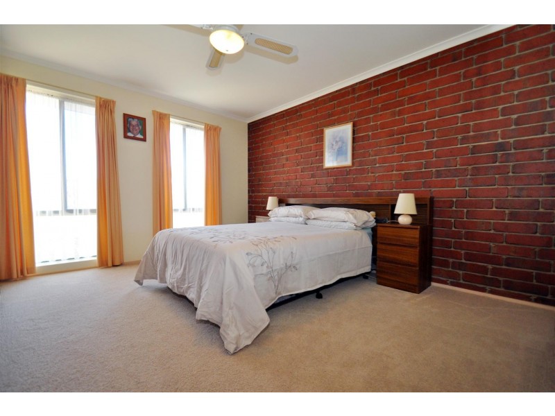 10-11 Ash Street, Aberfoyle Park SA 5159