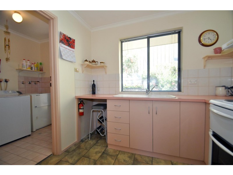 10-11 Ash Street, Aberfoyle Park SA 5159