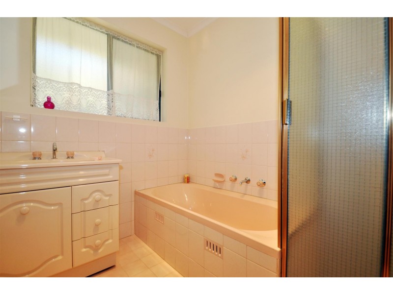 10-11 Ash Street, Aberfoyle Park SA 5159