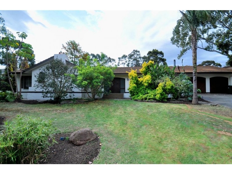 21 Vynland Drive, Flagstaff Hill SA 5159