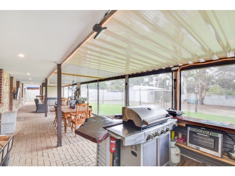 12 Conington Crescent, Morphett Vale SA 5162