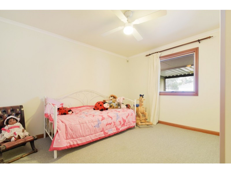12 Conington Crescent, Morphett Vale SA 5162