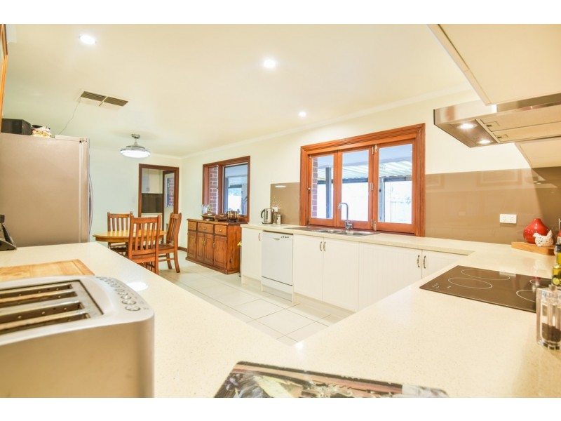 12 Conington Crescent, Morphett Vale SA 5162