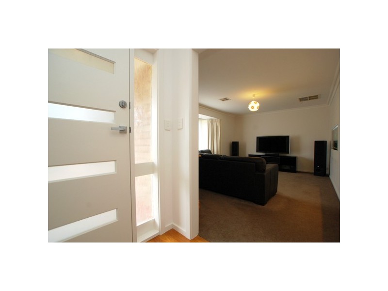 87 Sherebrooke Boulevard, Woodcroft SA 5162