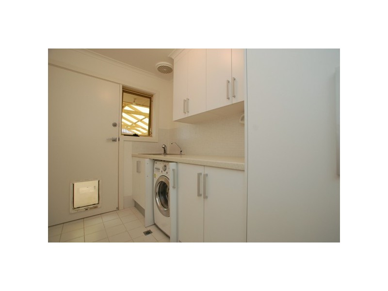 87 Sherebrooke Boulevard, Woodcroft SA 5162