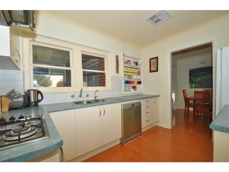 15 Glenburnie Street, Happy Valley SA 5159