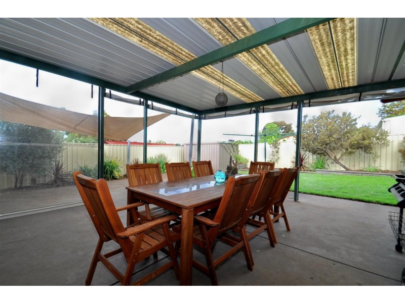 15 Glenburnie Street, Happy Valley SA 5159