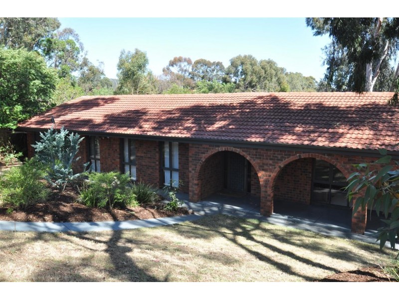 6 Vine Crescent, Happy Valley SA 5159