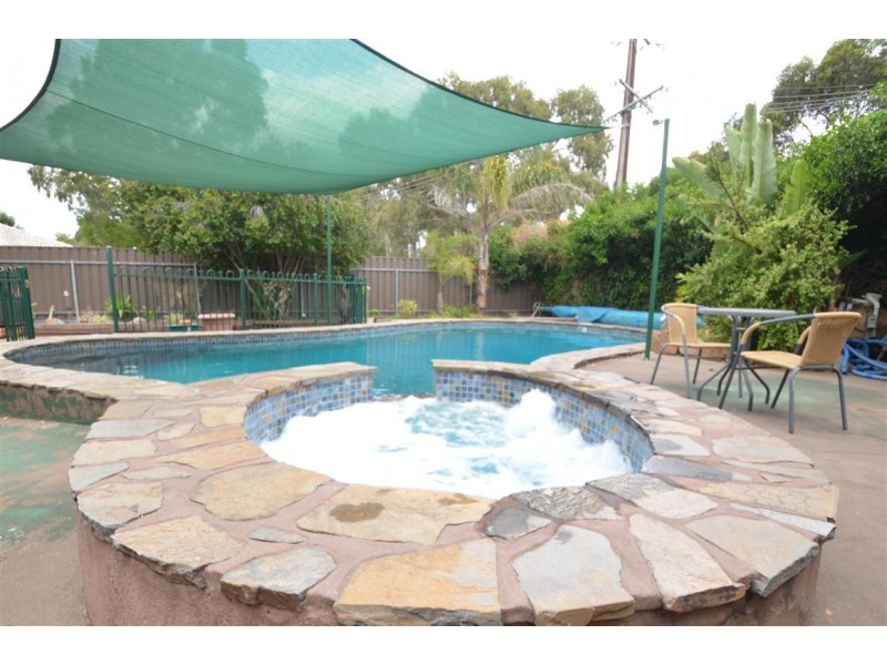 45 Wheatsheaf Road, Morphett Vale SA 5162