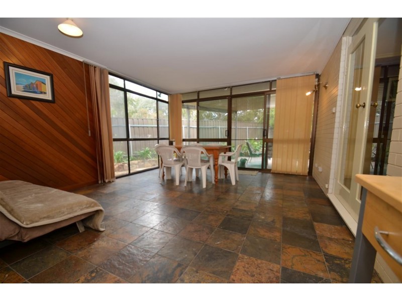 45 Wheatsheaf Road, Morphett Vale SA 5162