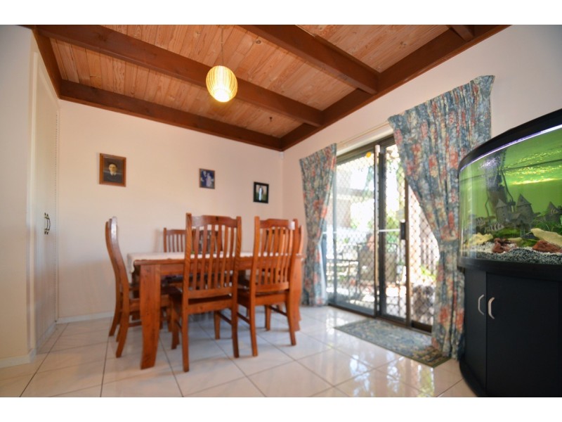 23 Trelawney Crescent, Huntfield Heights SA 5163