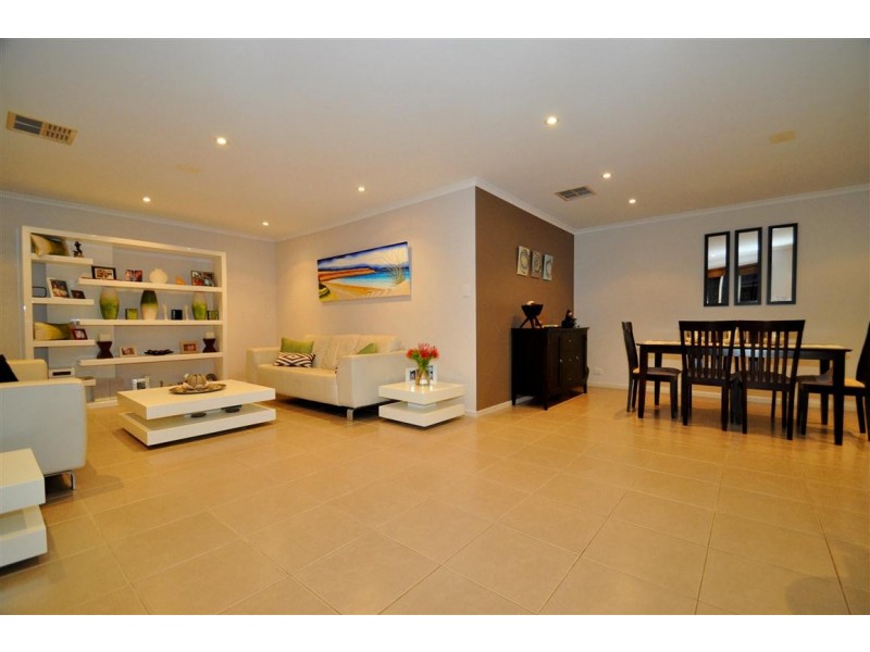114 Grand Boulevard, Seaford Rise SA 5169