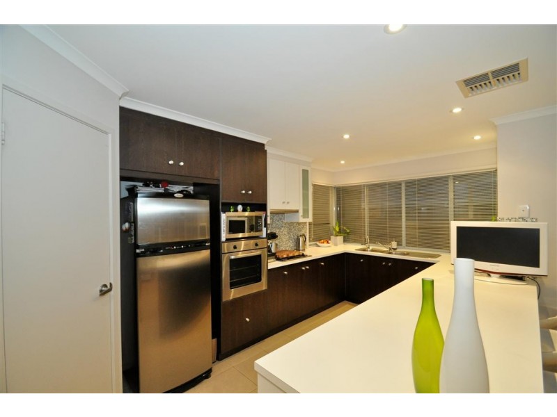 114 Grand Boulevard, Seaford Rise SA 5169