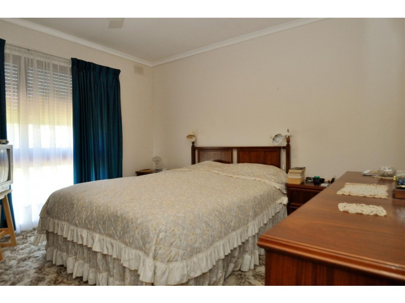 20 Kimberly Way, Happy Valley SA 5159