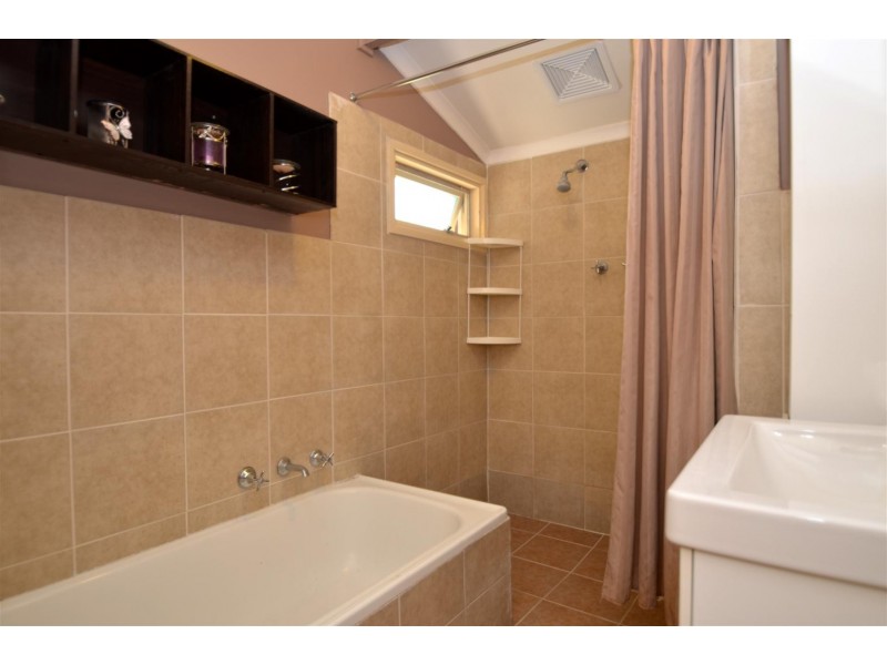 12 Finland Court, Hackham West SA 5163