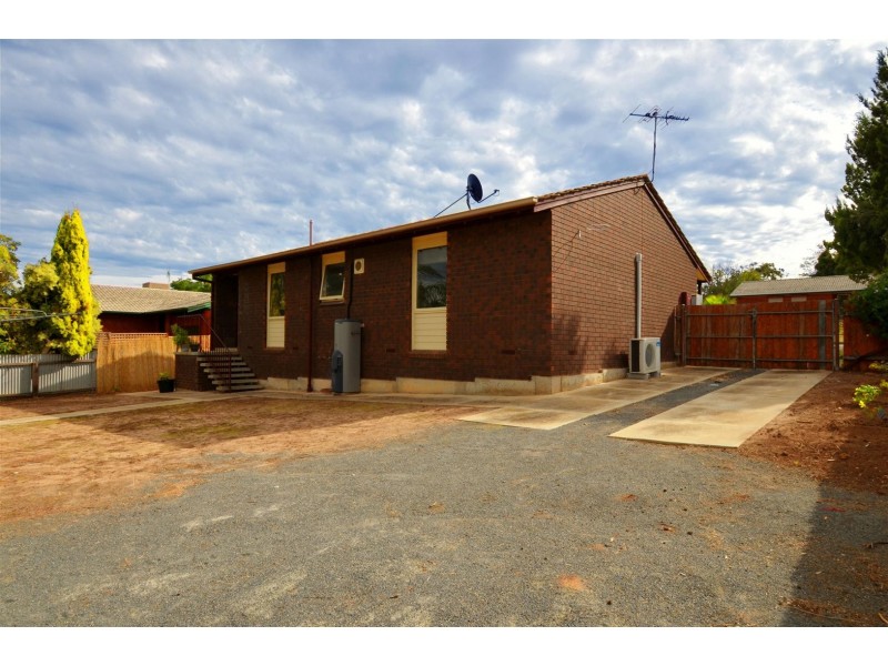 12 Finland Court, Hackham West SA 5163