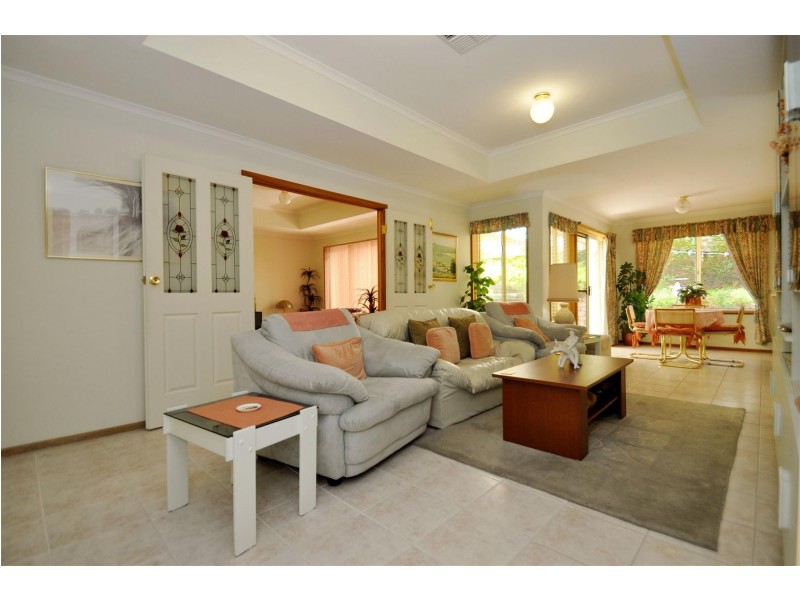 1 Serpentine Road, O’halloran Hill SA 5158