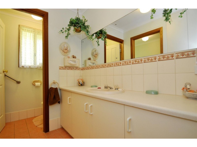 1 Serpentine Road, O’halloran Hill SA 5158