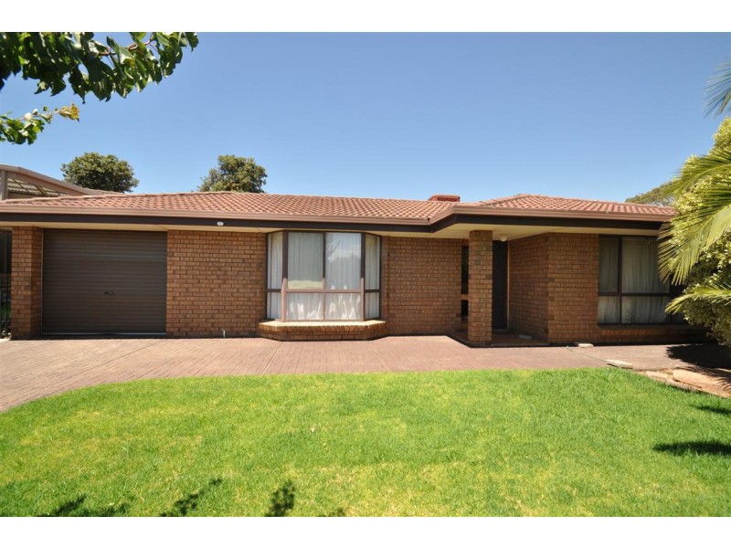 11 Aish Court, Woodcroft SA 5162