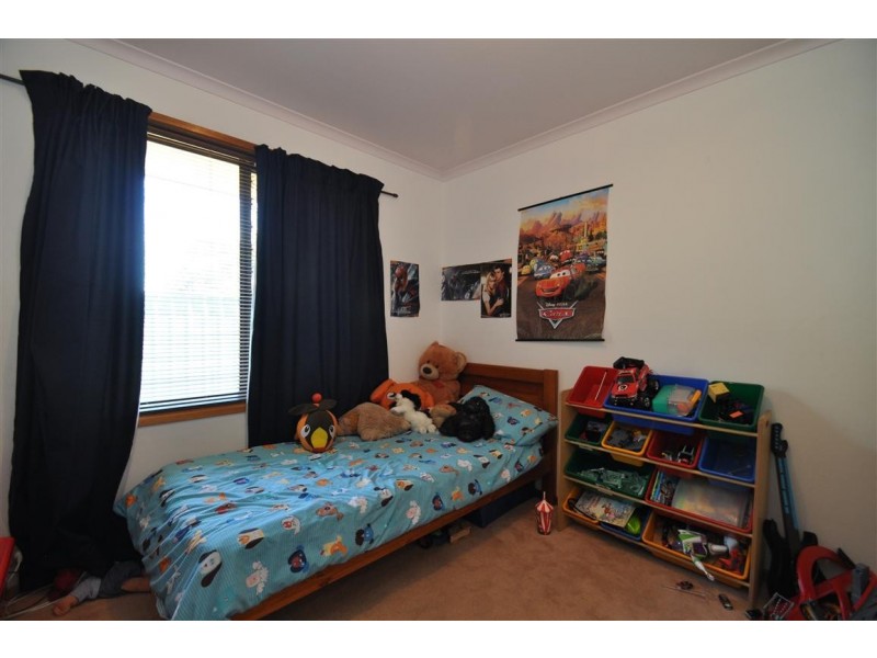 11 Aish Court, Woodcroft SA 5162