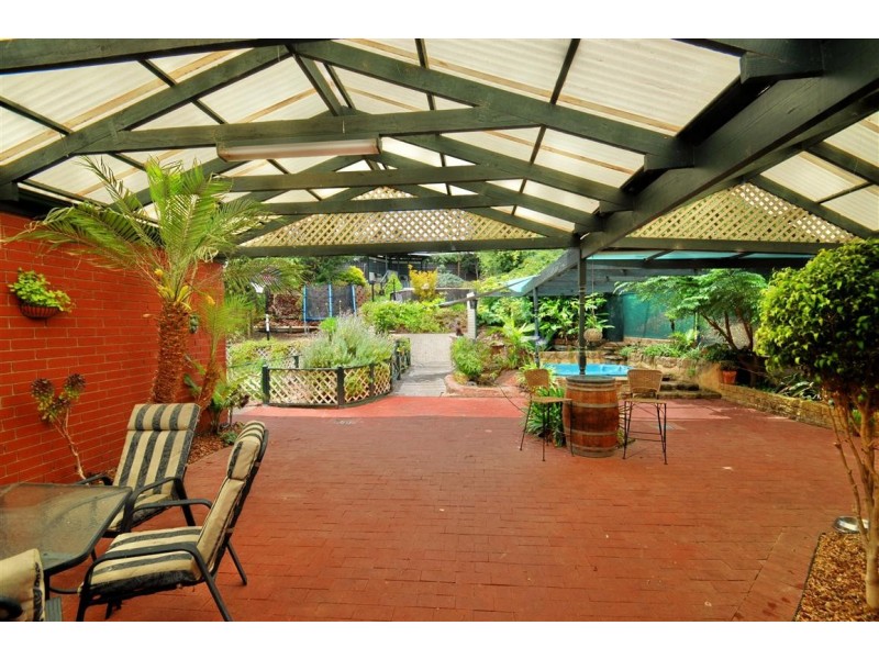 3 Caspian Court, Woodcroft SA 5162