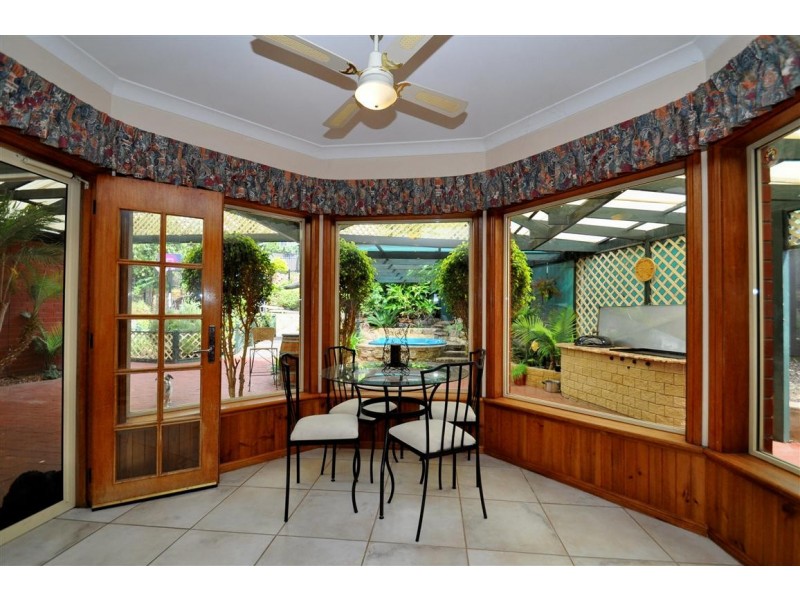 3 Caspian Court, Woodcroft SA 5162