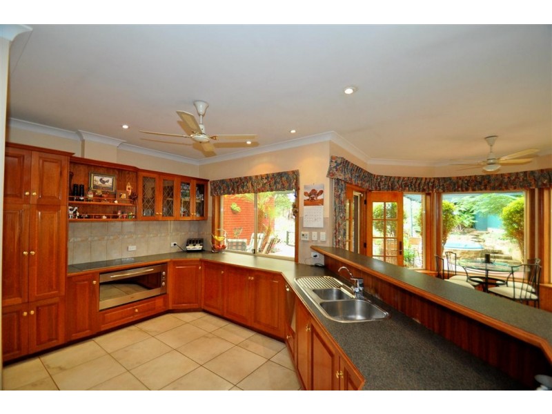 3 Caspian Court, Woodcroft SA 5162