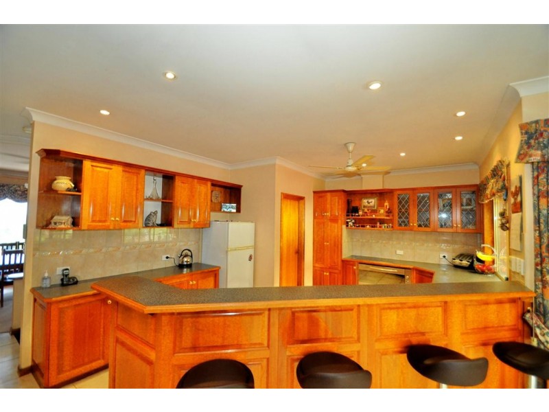 3 Caspian Court, Woodcroft SA 5162