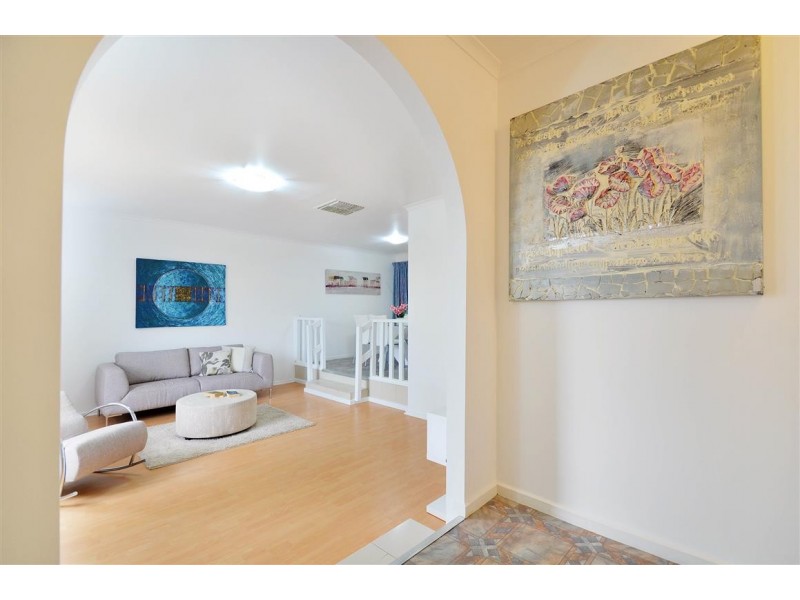 24 Goodrington Way, Moana SA 5169