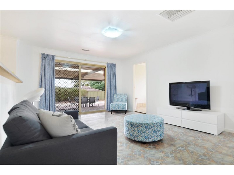 24 Goodrington Way, Moana SA 5169